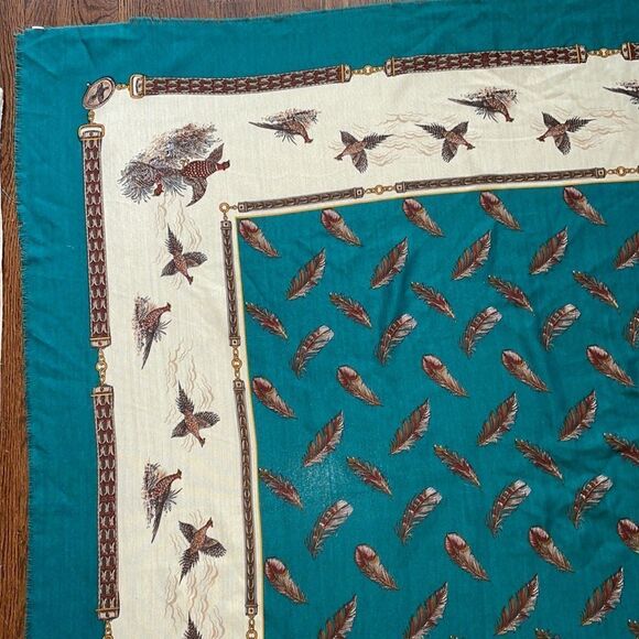 Vtg Gina Ruccini pheasants & feathers extra large scarf or wrap - Picture 2 of 9